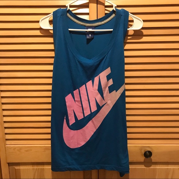 blue nike tank top